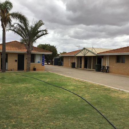 Rhodeside Lodge Geraldton Exterior photo